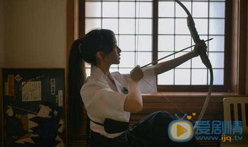 杨肸子道服写真 杨肸子高清写真_杨肸子高清剧照