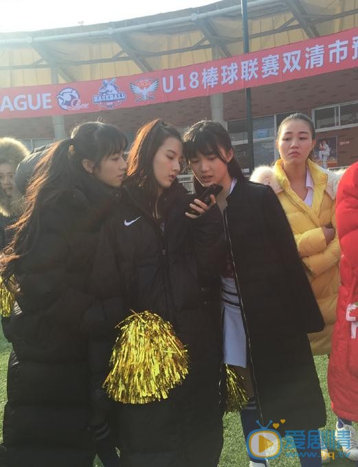 杨肸子片场照 杨肸子高清写真_杨肸子高清剧照