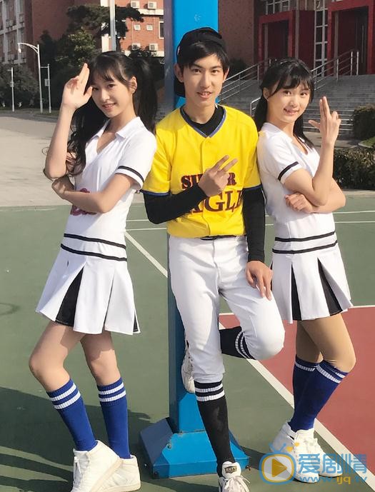 杨肸子片场照 杨肸子高清写真_杨肸子高清剧照
