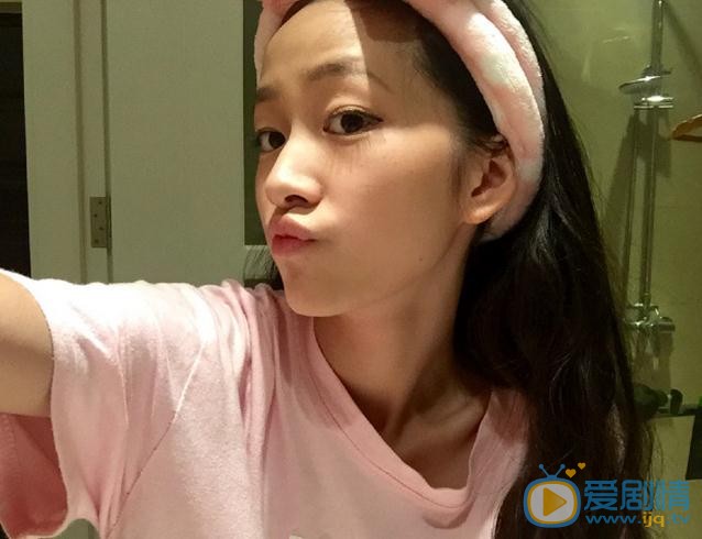 杨肸子生活照 杨肸子高清写真_杨肸子高清剧照