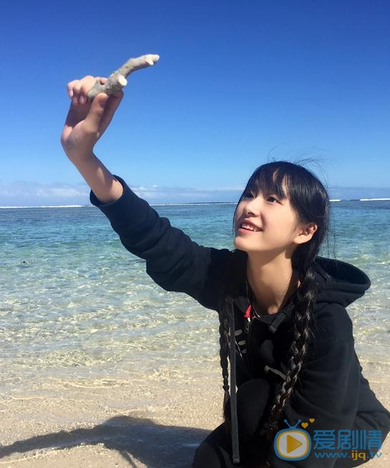 杨肸子生活照 杨肸子高清写真_杨肸子高清剧照