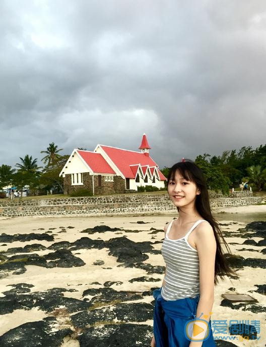 杨肸子生活照 杨肸子高清写真_杨肸子高清剧照