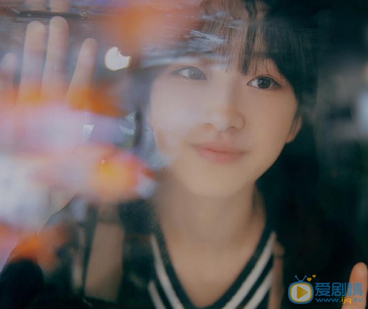 杨肸子文艺写真 杨肸子高清写真_杨肸子高清剧照