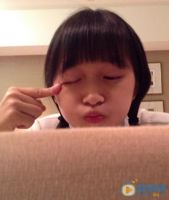 杨肸子生活照 杨肸子高清写真_杨肸子高清剧照