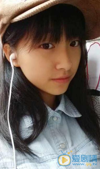 杨肸子生活照 杨肸子高清写真_杨肸子高清剧照