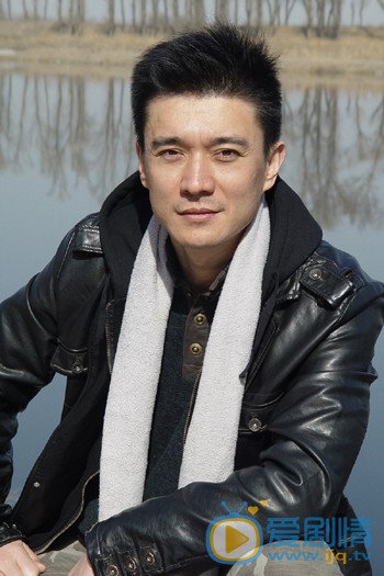 张明健绅士写真 张明健高清写真_张明健高清剧照