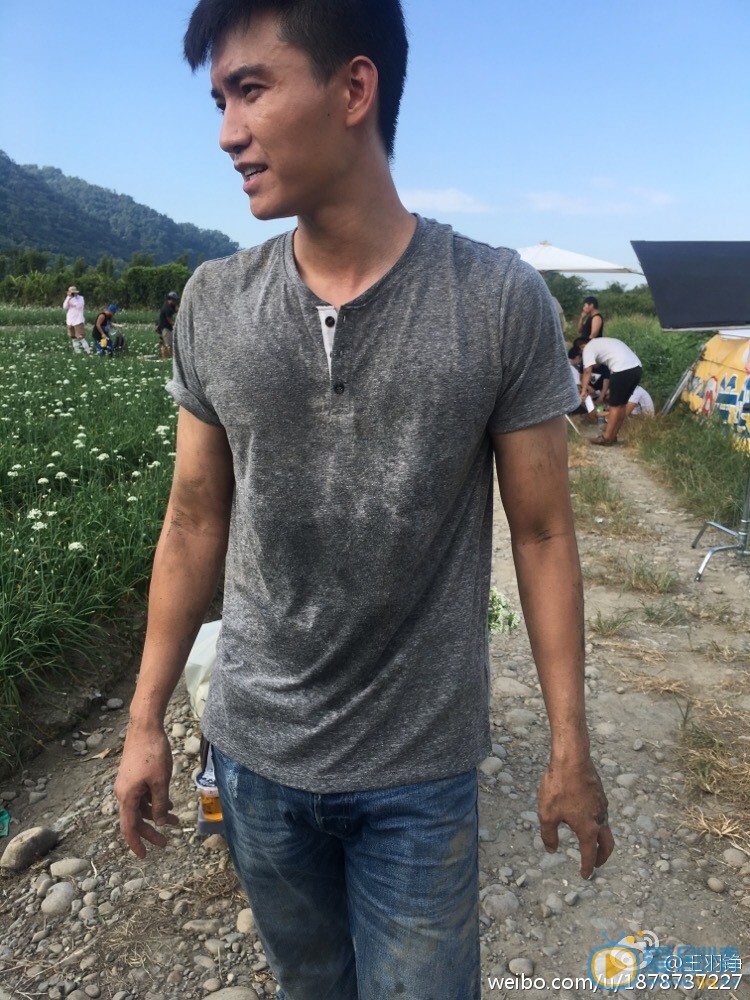 王羽铮片场照 王羽铮高清写真_王羽铮高清剧照