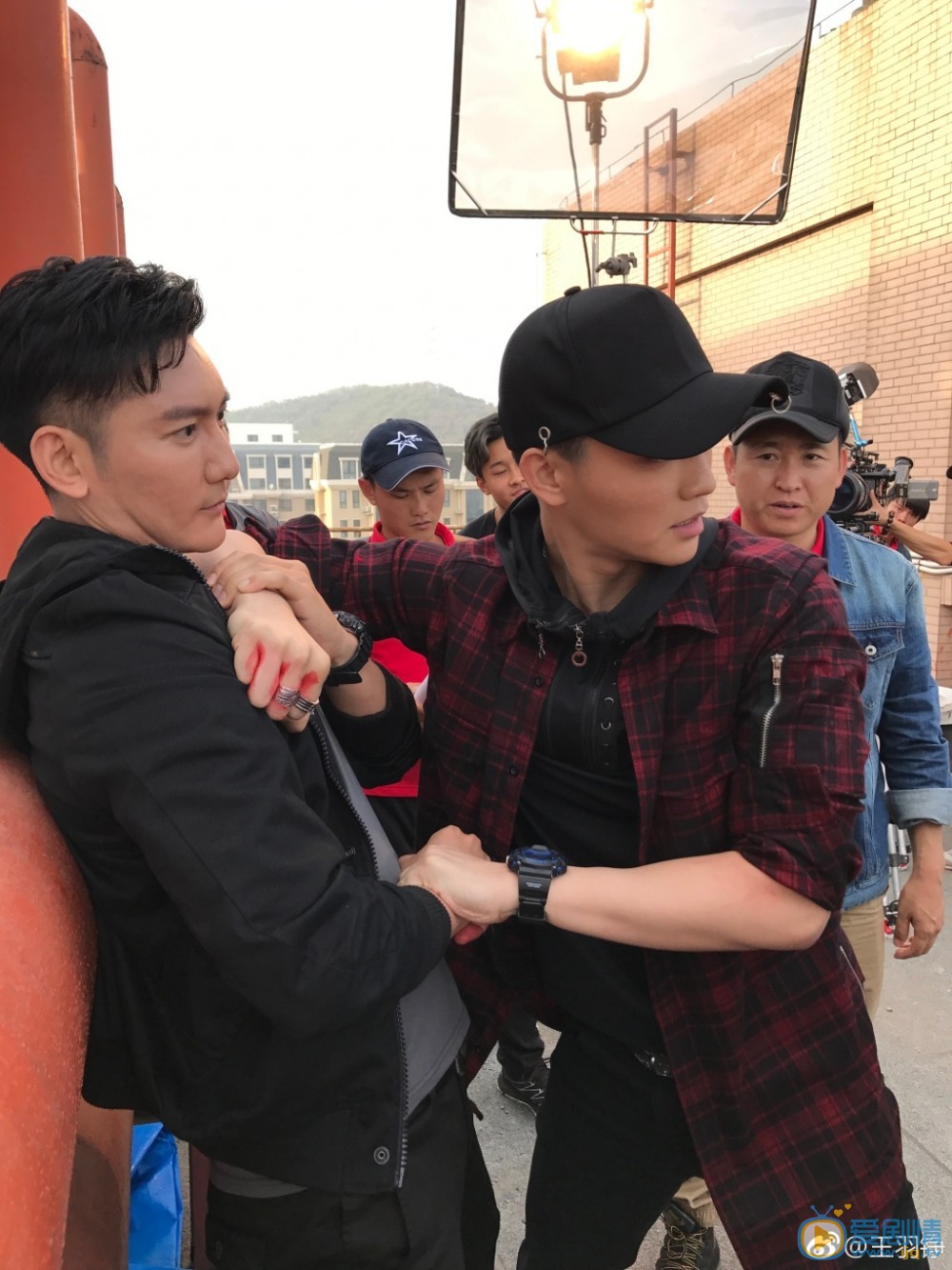 王羽铮片场照 王羽铮高清写真_王羽铮高清剧照