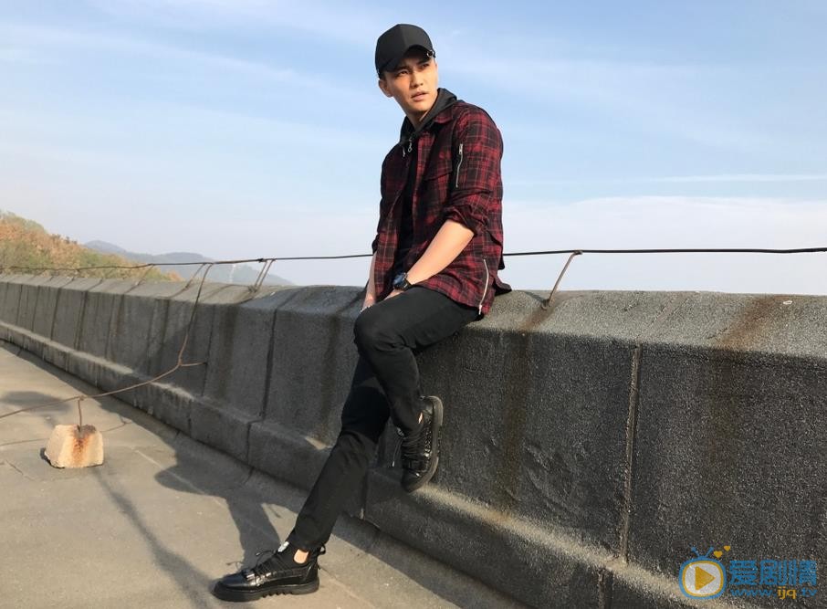 王羽铮生活照 王羽铮高清写真_王羽铮高清剧照