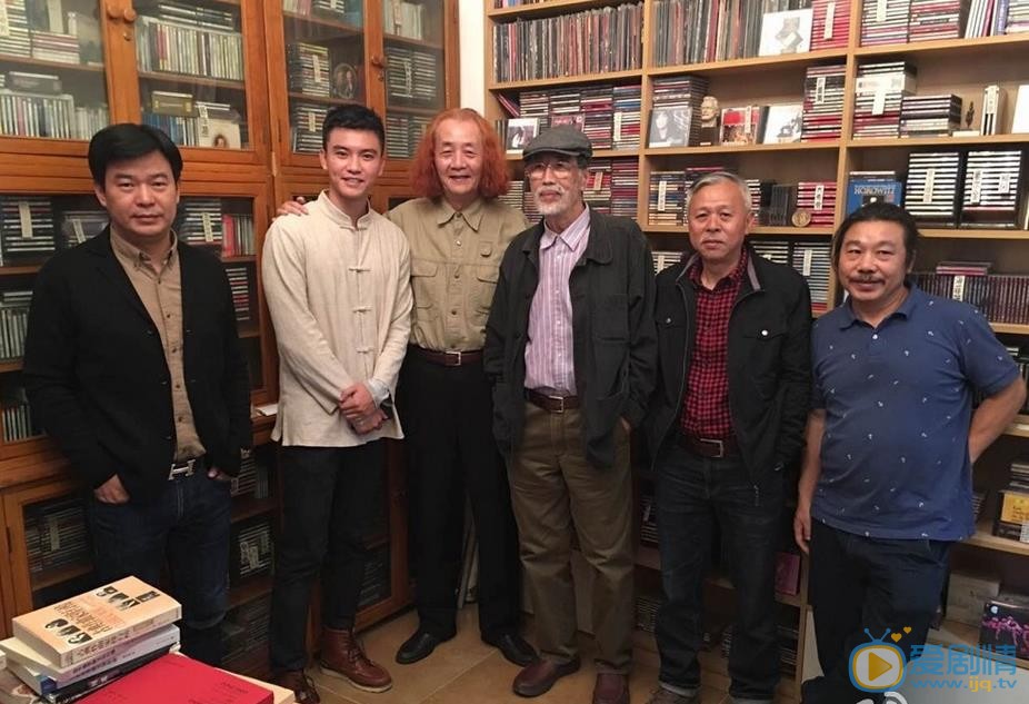王羽铮片场照 王羽铮高清写真_王羽铮高清剧照