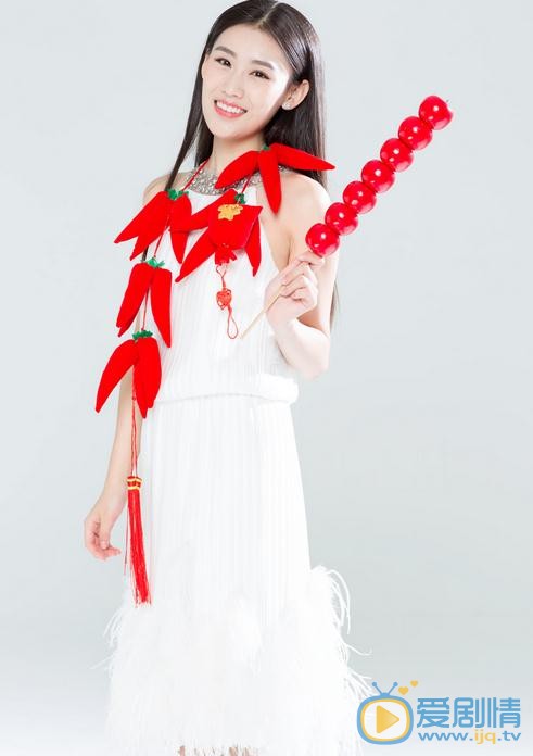王婉中圣诞写真 王婉中高清写真_王婉中高清剧照