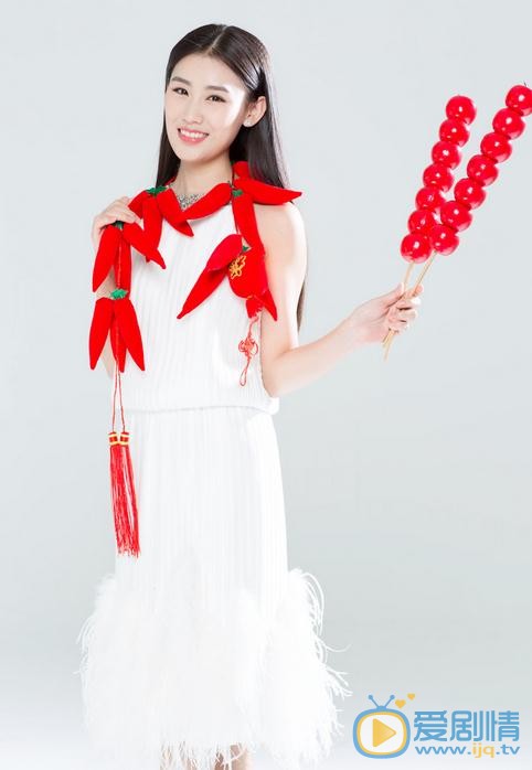 王婉中圣诞写真 王婉中高清写真_王婉中高清剧照