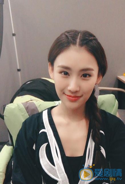 王婉中生活照 王婉中高清写真_王婉中高清剧照