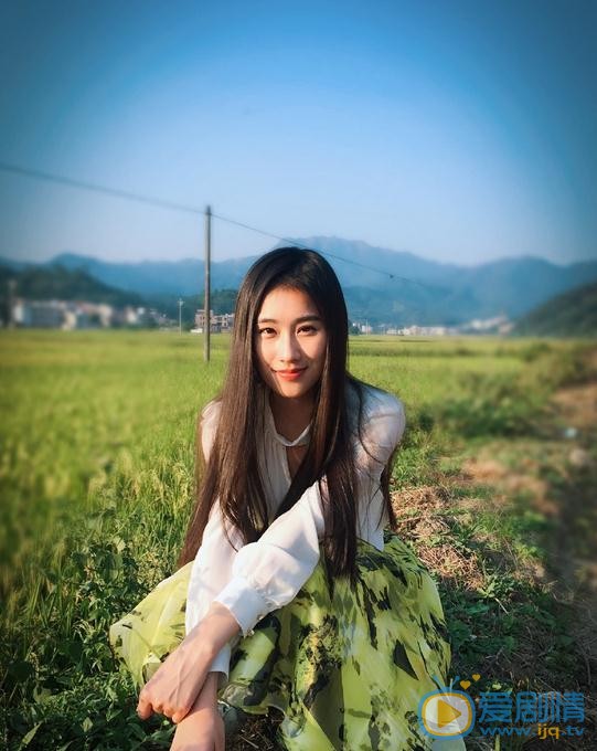 王婉中生活照 王婉中高清写真_王婉中高清剧照
