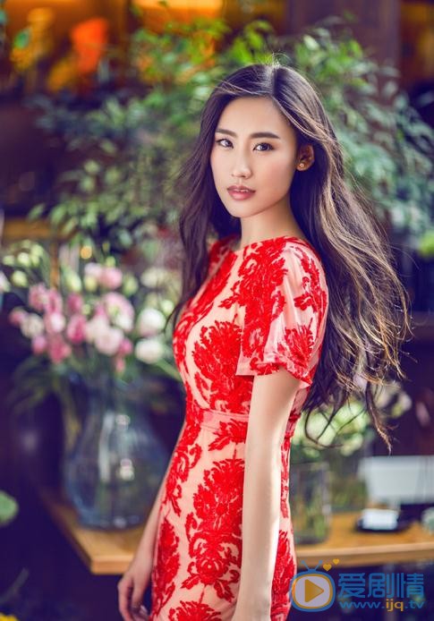 王婉中休闲写真 王婉中高清写真_王婉中高清剧照