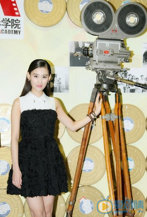 王婉中活动照 王婉中高清写真_王婉中高清剧照