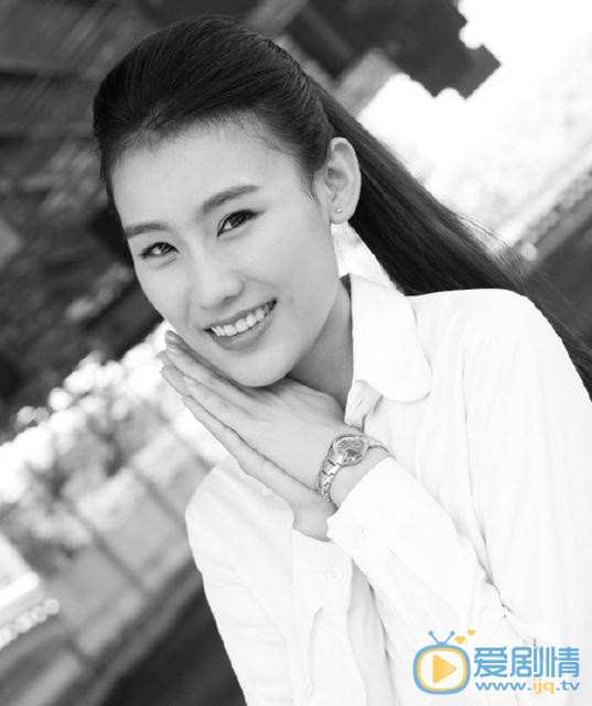 王婉中帅气写真 王婉中高清写真_王婉中高清剧照