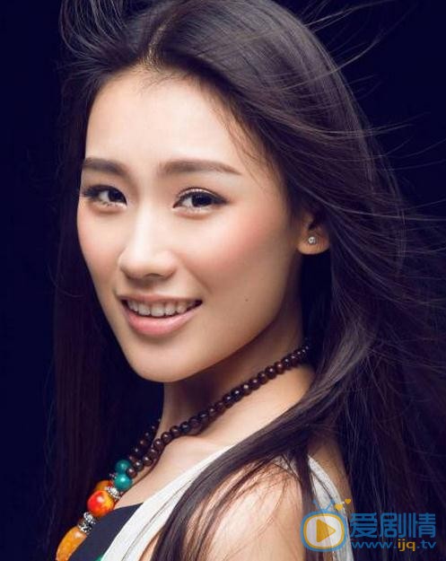 王婉中休闲写真 王婉中高清写真_王婉中高清剧照
