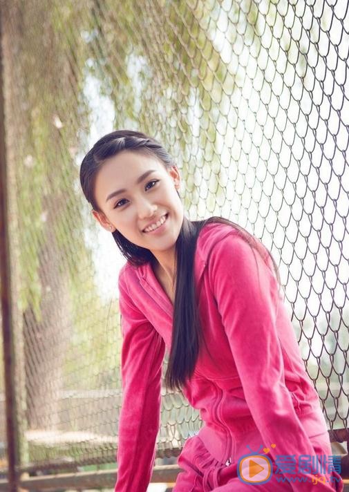 王婉中休闲写真 王婉中高清写真_王婉中高清剧照