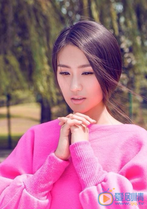 王婉中休闲写真 王婉中高清写真_王婉中高清剧照