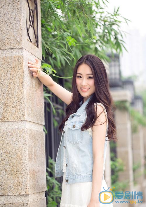王婉中休闲写真 王婉中高清写真_王婉中高清剧照
