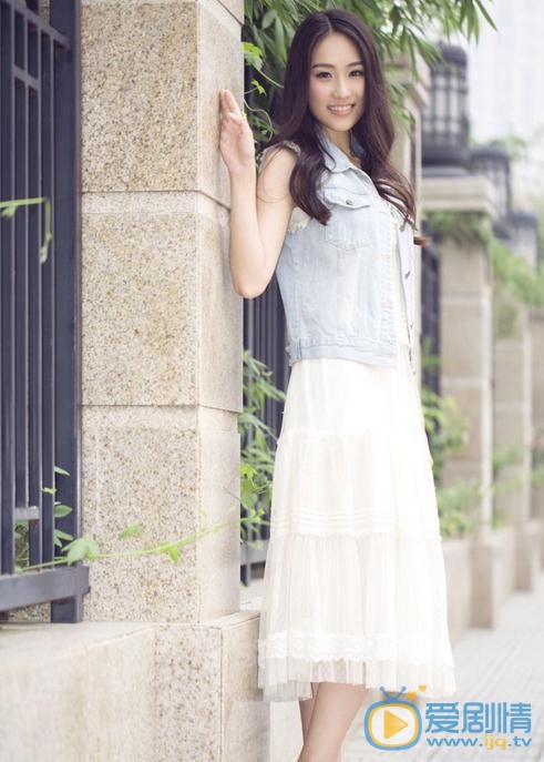 王婉中休闲写真 王婉中高清写真_王婉中高清剧照