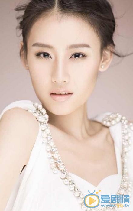 王婉中休闲写真 王婉中高清写真_王婉中高清剧照