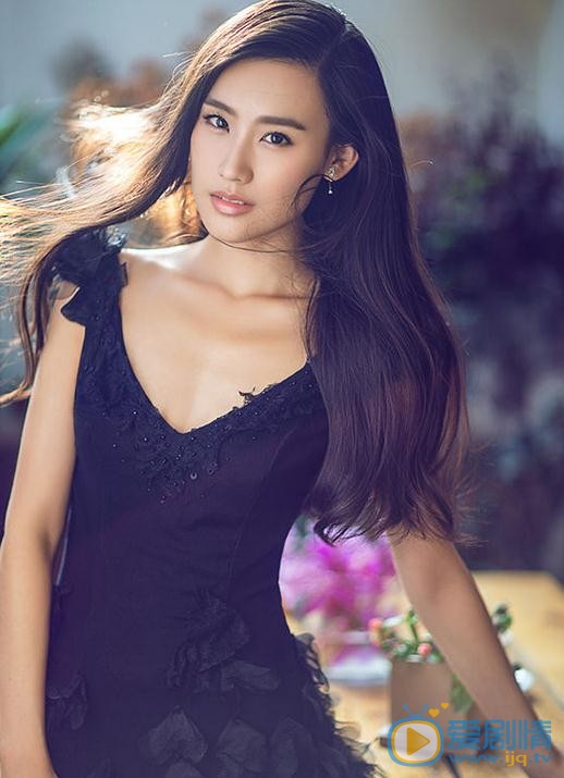 王婉中休闲写真 王婉中高清写真_王婉中高清剧照