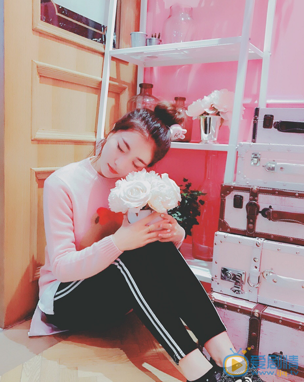 赵秀蕾卖萌照 赵秀蕾高清写真_赵秀蕾高清剧照