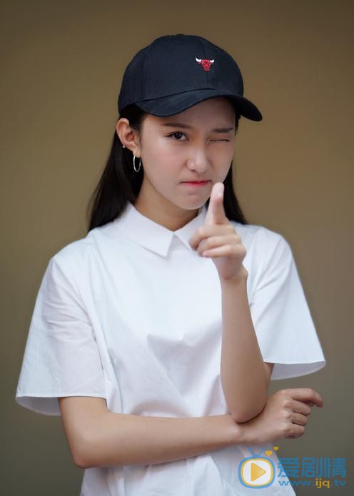 张鑫甜美写真 张鑫高清写真_张鑫高清剧照