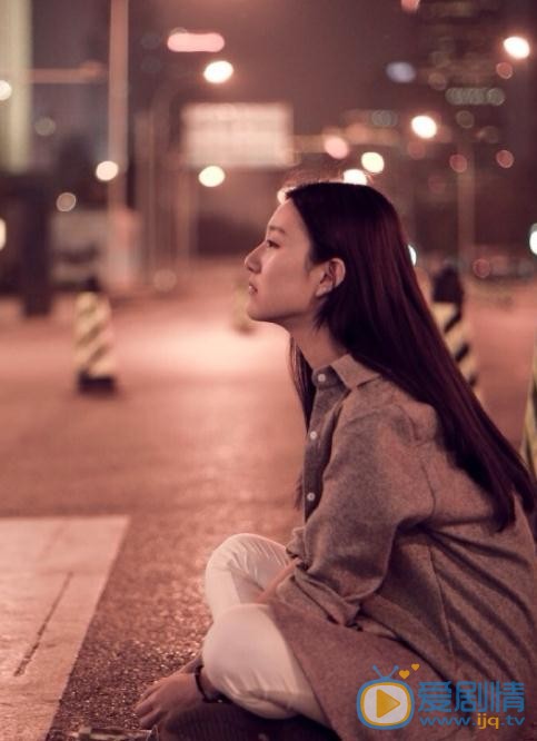 张鑫夜色街拍 张鑫高清写真_张鑫高清剧照