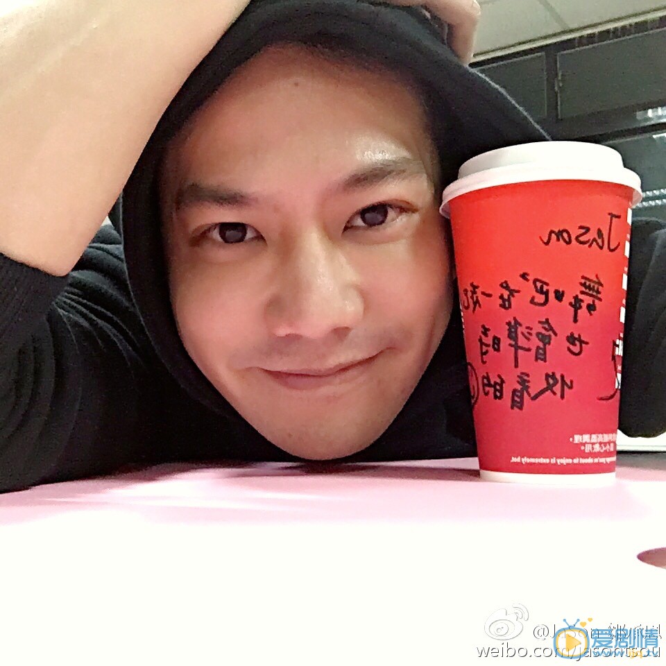 邹承恩生活照 邹承恩高清写真_邹承恩高清剧照
