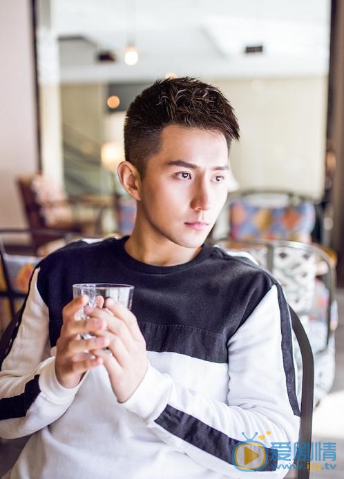 陈思瀚休闲写真 陈思瀚高清写真_陈思瀚高清剧照
