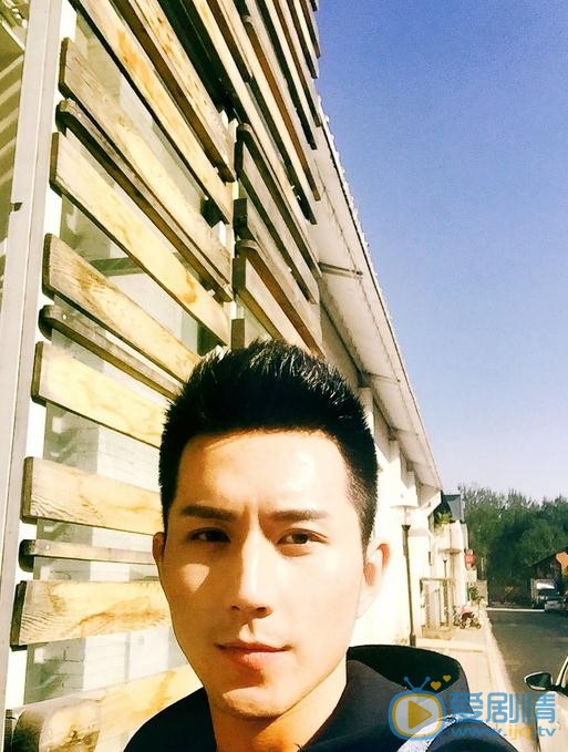 陈思瀚生活照 陈思瀚高清写真_陈思瀚高清剧照