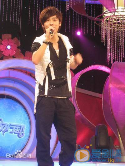 江奇霖早期演出照 江奇霖高清写真_江奇霖高清剧照