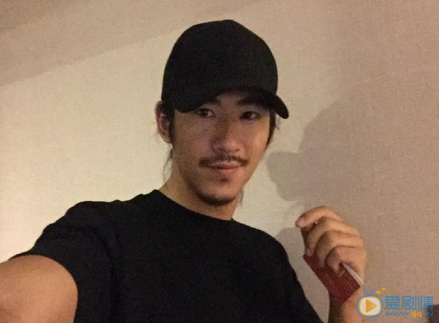 江奇霖生活照 江奇霖高清写真_江奇霖高清剧照