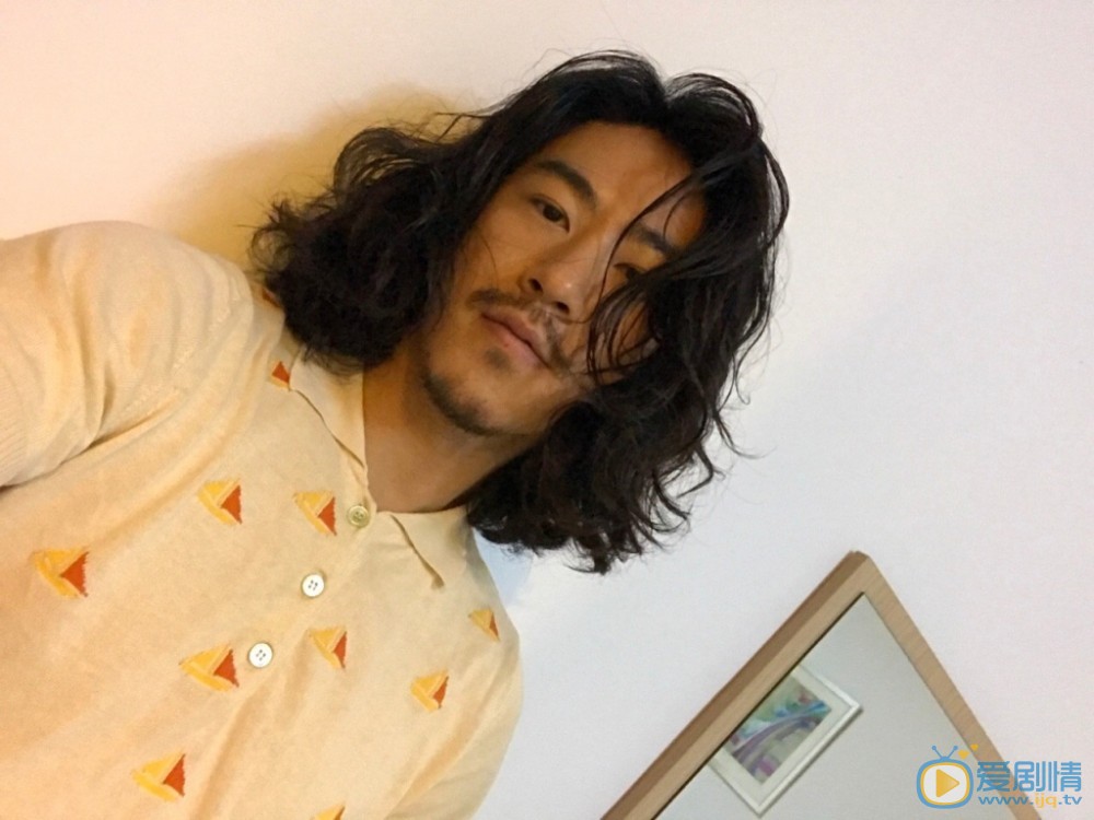 江奇霖生活照 江奇霖高清写真_江奇霖高清剧照