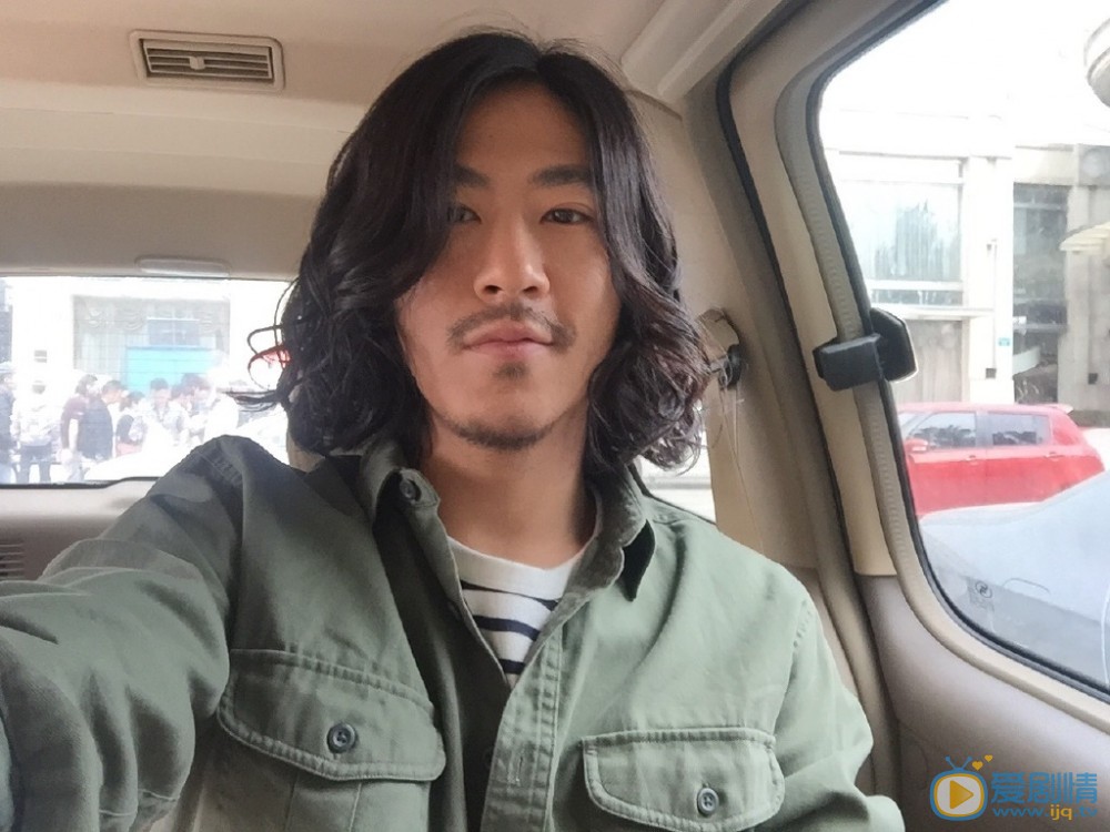 江奇霖生活照 江奇霖高清写真_江奇霖高清剧照