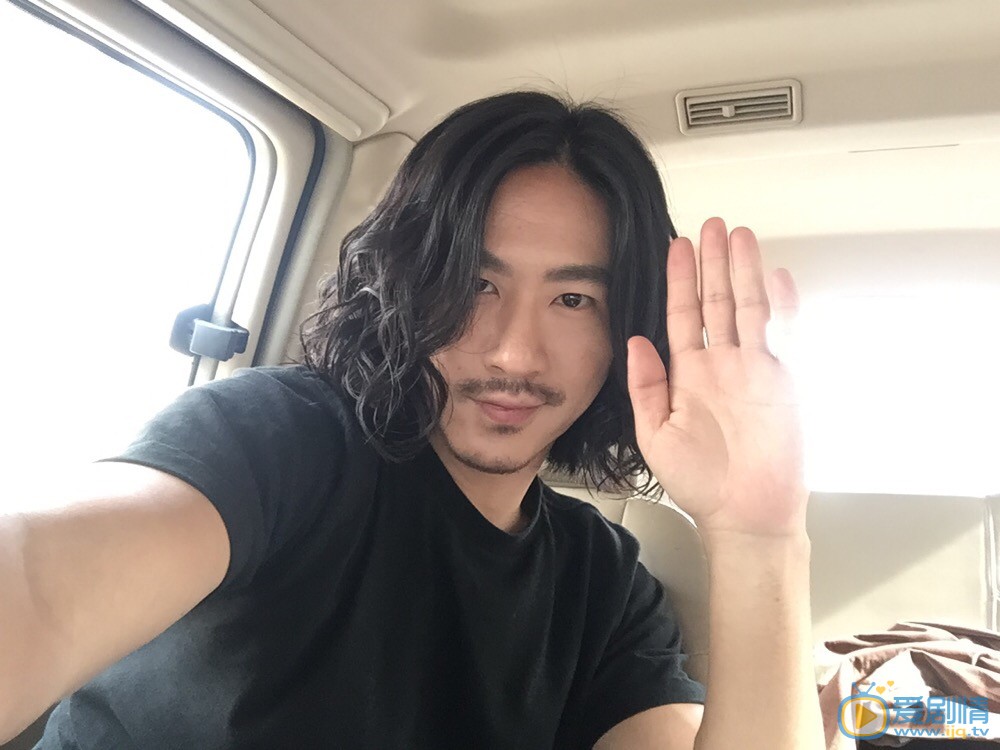 江奇霖生活照 江奇霖高清写真_江奇霖高清剧照