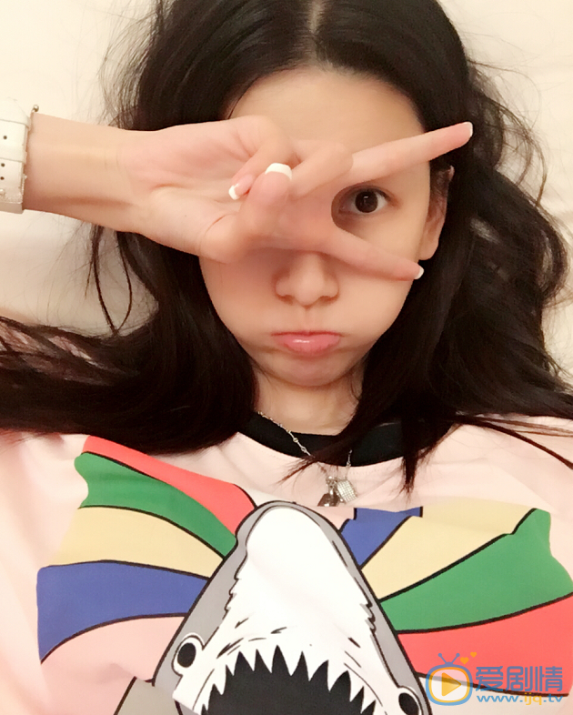 王秋紫卖萌照 王秋紫高清写真_王秋紫高清剧照
