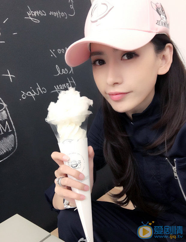 王秋紫生活照 王秋紫高清写真_王秋紫高清剧照