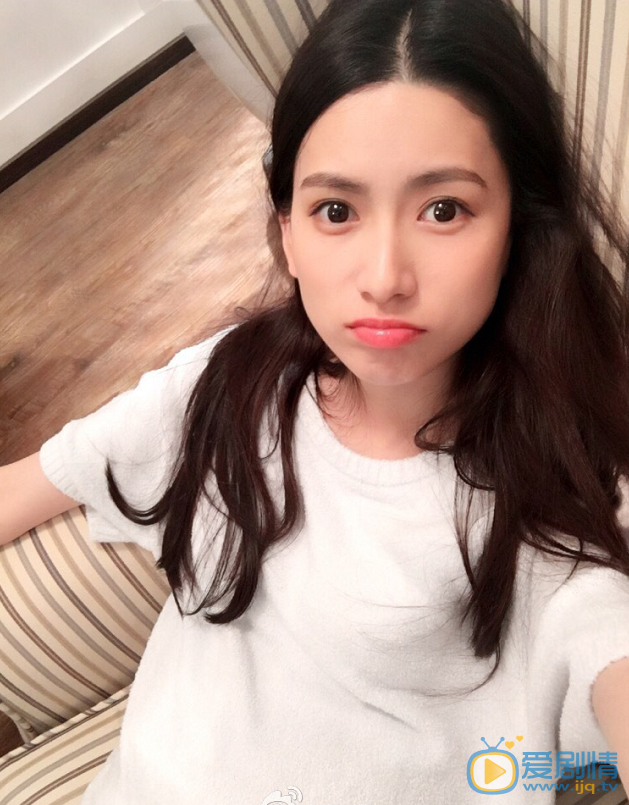 王秋紫卖萌照 王秋紫高清写真_王秋紫高清剧照