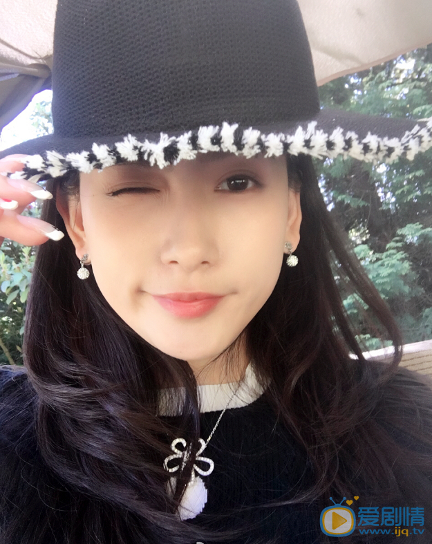王秋紫卖萌照 王秋紫高清写真_王秋紫高清剧照
