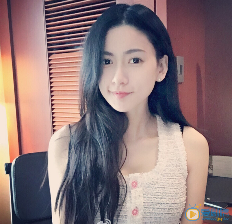 王秋紫生活照 王秋紫高清写真_王秋紫高清剧照