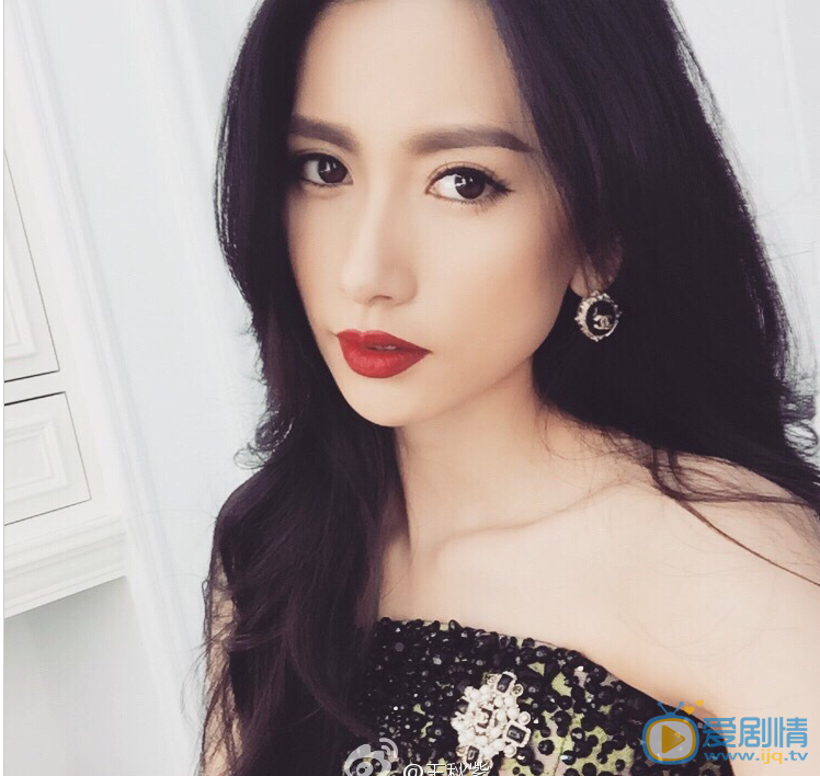 王秋紫卖萌照 王秋紫高清写真_王秋紫高清剧照