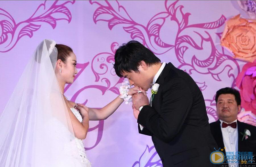 张桐结婚照 张桐高清写真_张桐高清剧照