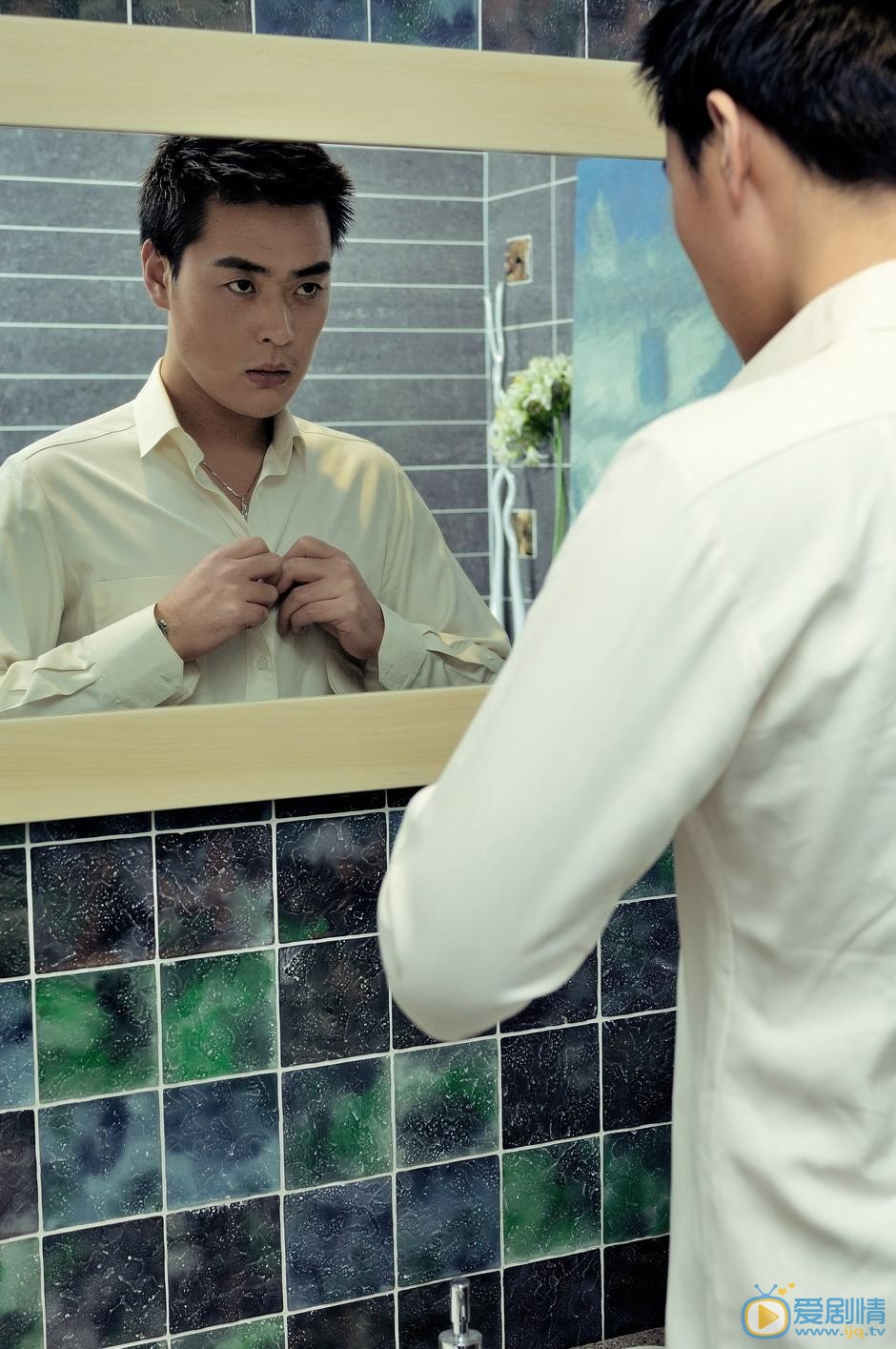 张桐时尚街拍 张桐高清写真_张桐高清剧照
