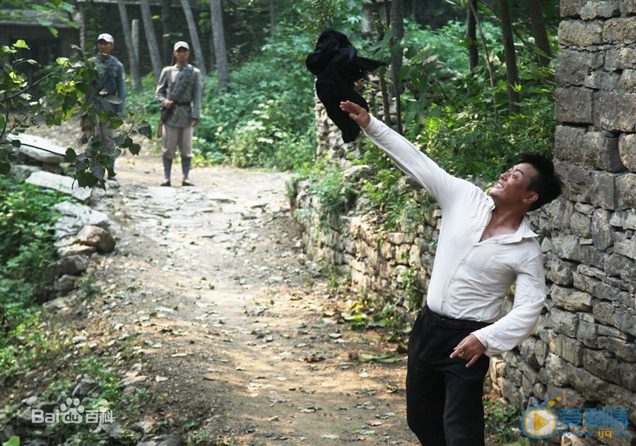 张桐《一个和八个》剧照 张桐高清写真_张桐高清剧照