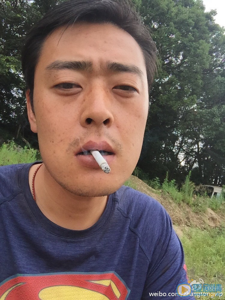 张桐生活照 张桐高清写真_张桐高清剧照