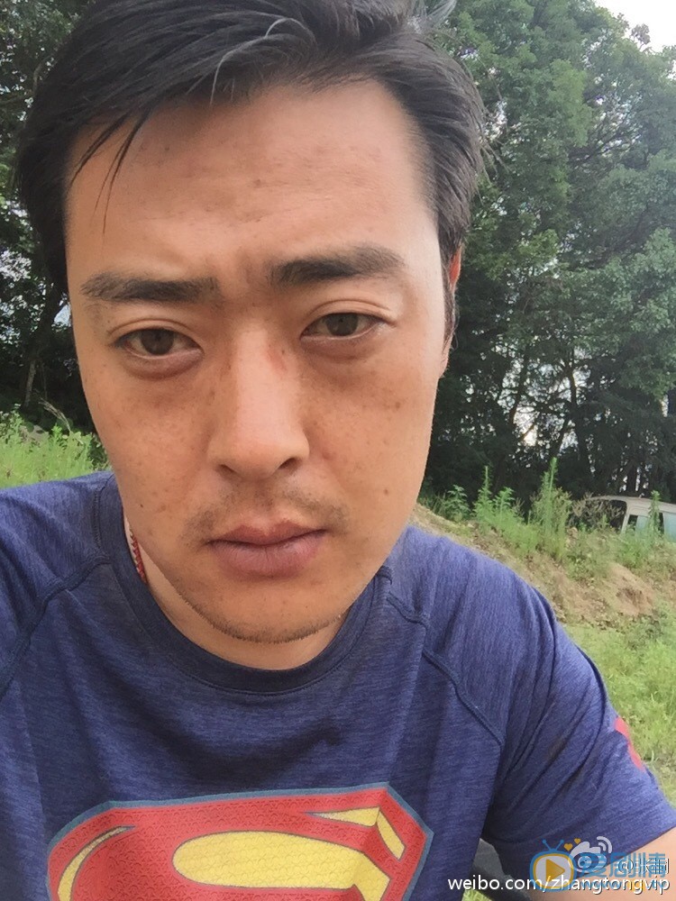 张桐生活照 张桐高清写真_张桐高清剧照